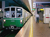 Yamate Line - Green trains from Kobe-city to stadiums, parks, and the bedroom community
